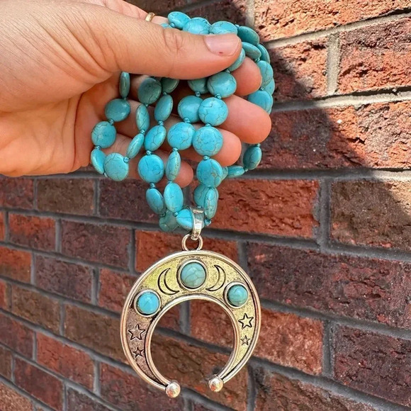 Turquoise Moon Natural Stone Beads Bohemian Western Necklace - Picture 7 of 8
